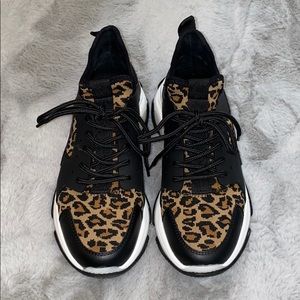 Steve Madded Myles Leopard Sneakers